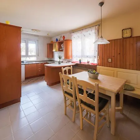Etxe Arrosa Holiday home *